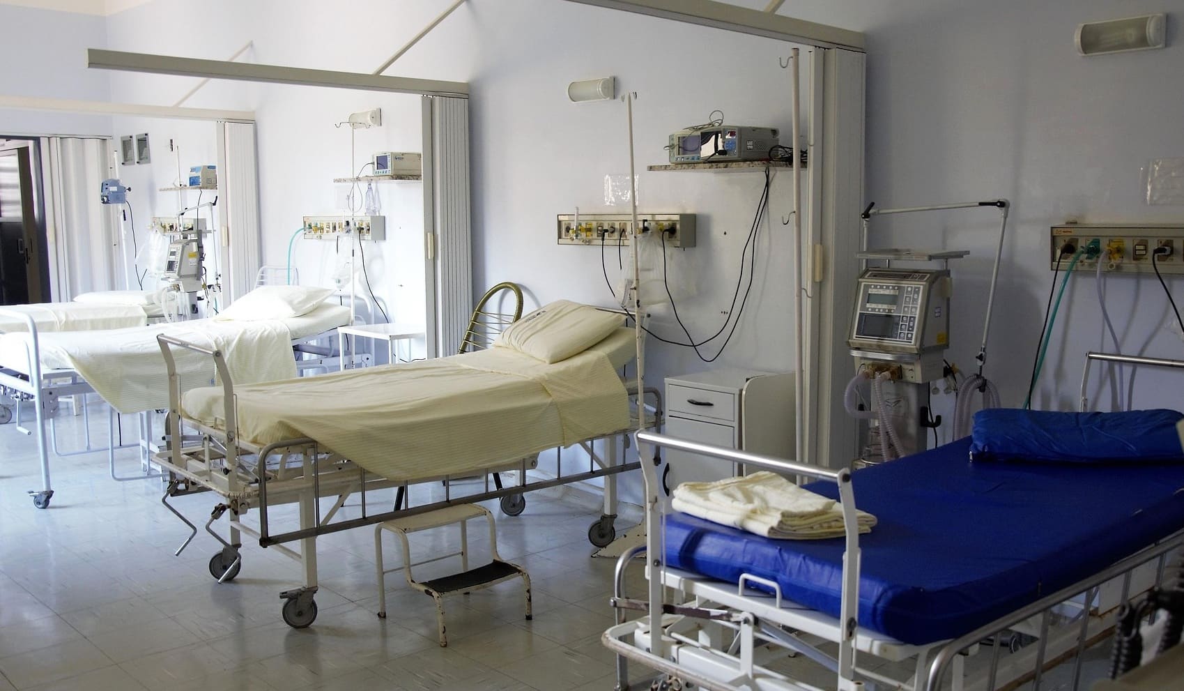 Fahrt zum Arzt im Rollstuhl